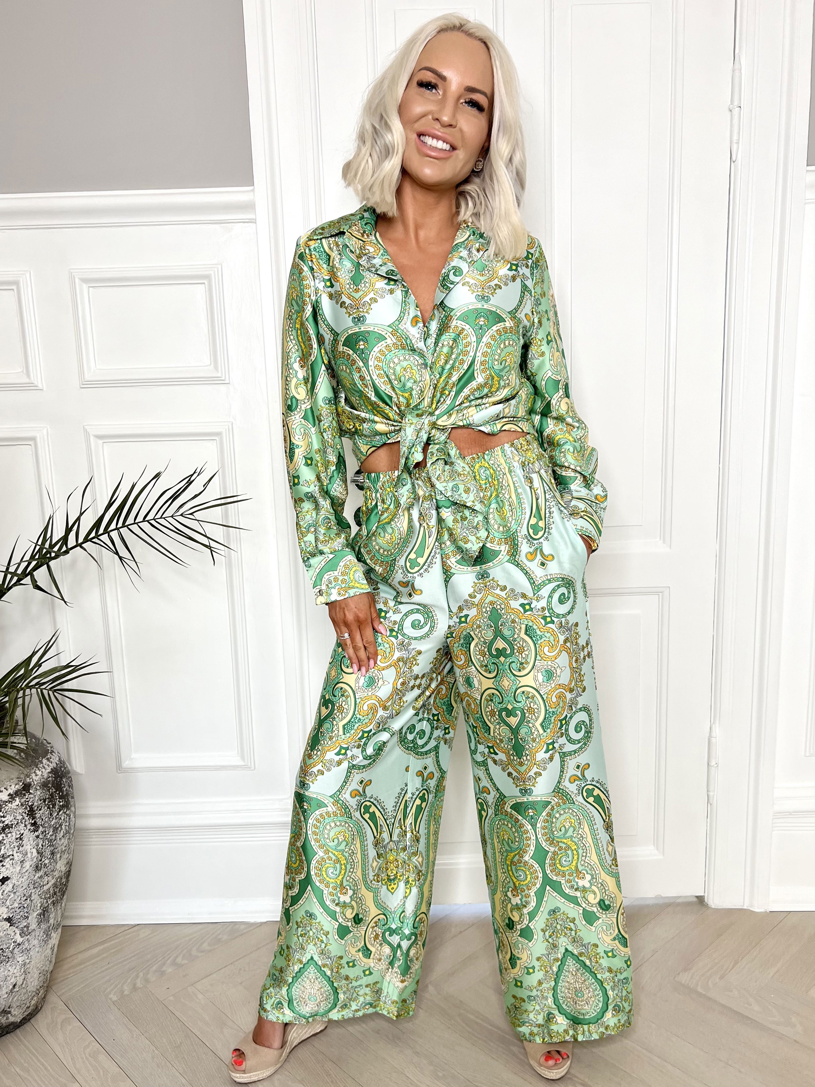 Mali Pants - Paisley mønstret bukser i silkelook